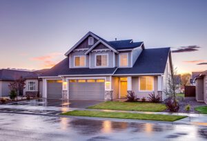 Jak skutecznie negocjować cenę mieszkania lub domu